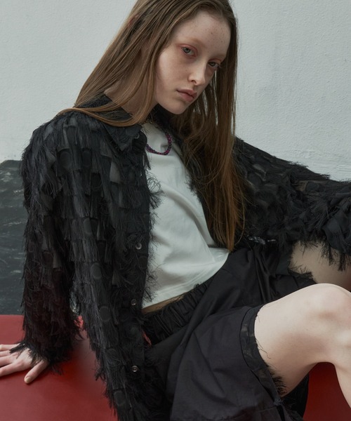 AIVER(アイバー)の「AIVER シアーフリンジシャツ(シャツ/ブラウス・メンズ・ホワイト/ブラック・SMALL/MEDIUM/LARGE)」の17枚目の写真