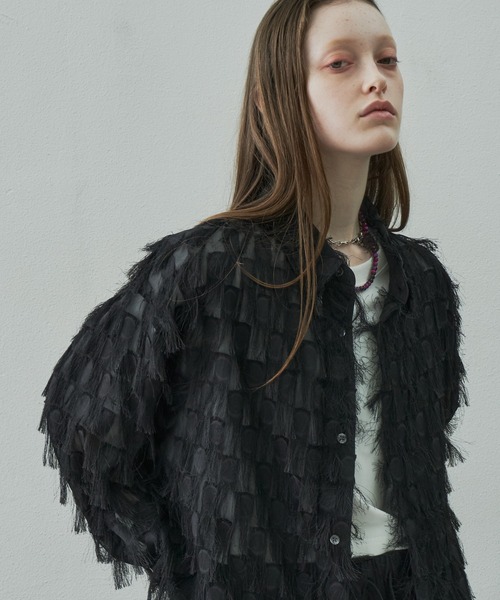 AIVER(アイバー)の「AIVER シアーフリンジシャツ(シャツ/ブラウス・メンズ・ホワイト/ブラック・SMALL/MEDIUM/LARGE)」の7枚目の写真