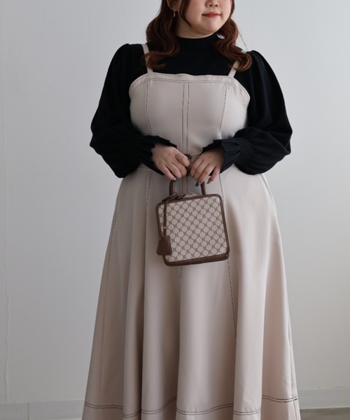 CLETTE（クレット）の「配色ステッチフレアワンピース（ワンピース・レディース・ブラック/アイボリー・4L/3L/LL）」の4枚目の写真