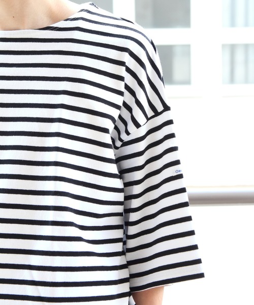 ORCIVAL(オーシバル)の「ORCIVAL/オーシバル コットンロード ワイドボディボートネックショートスリーブプルオーバー ボーダー WIDE BODY BOAT NECK SHORTSLEEVE PULLOVER BORDER B263(Tシャツ/カットソー・メンズ・グレー/ホワイト×ブラック・4/3)」の6枚目の写真