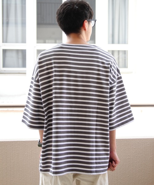 ORCIVAL(オーシバル)の「ORCIVAL/オーシバル コットンロード ワイドボディボートネックショートスリーブプルオーバー ボーダー WIDE BODY BOAT NECK SHORTSLEEVE PULLOVER BORDER B263(Tシャツ/カットソー・メンズ・グレー/ホワイト×ブラック・4/3)」の8枚目の写真