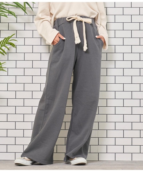 anap mimpi（アナップミンピ）の「フリンジベルト 裏毛 スウェット リラックス ワイド パンツ（スウェットパンツ・レディース・ダークグレー/ベージュ/グレー・FREE）」の3枚目の写真
