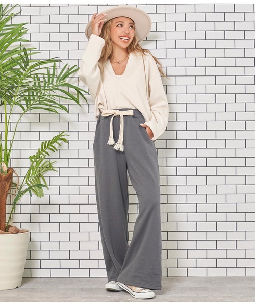 anap mimpi（アナップミンピ）の「フリンジベルト 裏毛 スウェット リラックス ワイド パンツ（スウェットパンツ・レディース・ダークグレー/ベージュ/グレー・FREE）」の22枚目の写真