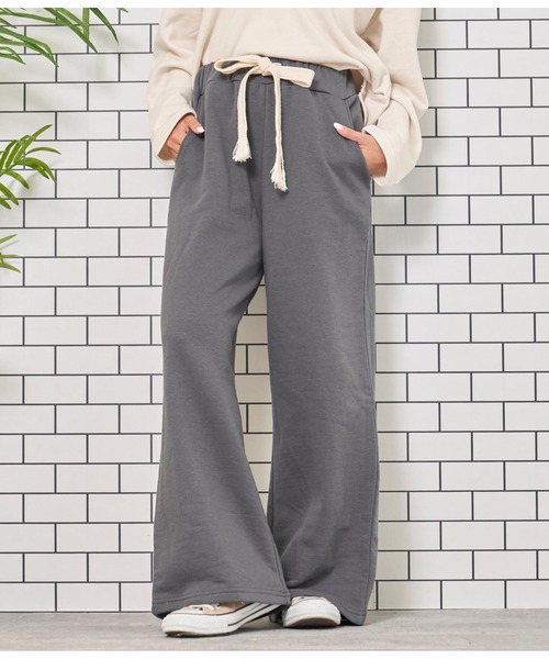 anap mimpi（アナップミンピ）の「フリンジベルト 裏毛 スウェット リラックス ワイド パンツ（スウェットパンツ・レディース・ダークグレー/ベージュ/グレー・FREE）」の4枚目の写真