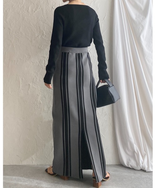 She's Closet（シーズクローゼット）の「前後2WAYストライプスリット入りハイウエストニットタイトロングスカート（スカート・レディース・ベージュ/チャコール/ブラック・FREE）」の6枚目の写真