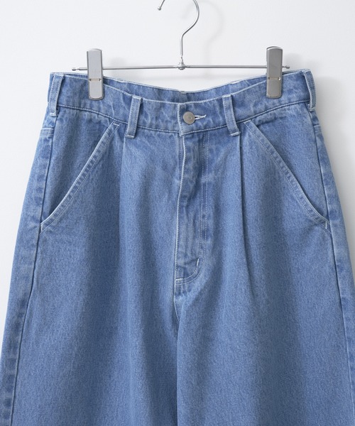 WHIMSIC（ウィムジック）の「【UNISEX】タックワイドデニムパンツ（デニムパンツ・メンズ・チャコールグレー/ブルー・2/1）」の5枚目の写真