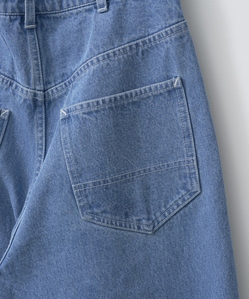 WHIMSIC（ウィムジック）の「【UNISEX】タックワイドデニムパンツ（デニムパンツ・メンズ・チャコールグレー/ブルー・2/1）」の8枚目の写真