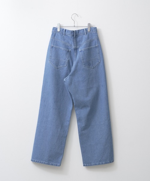 WHIMSIC（ウィムジック）の「【UNISEX】タックワイドデニムパンツ（デニムパンツ・メンズ・チャコールグレー/ブルー・2/1）」の4枚目の写真