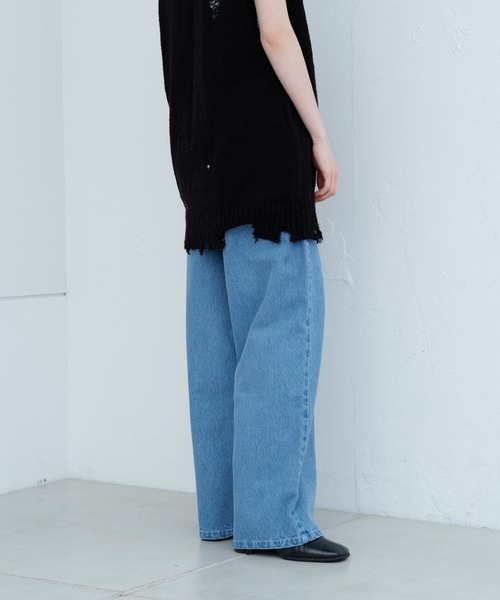 WHIMSIC（ウィムジック）の「【UNISEX】タックワイドデニムパンツ（デニムパンツ・メンズ・チャコールグレー/ブルー・2/1）」の14枚目の写真