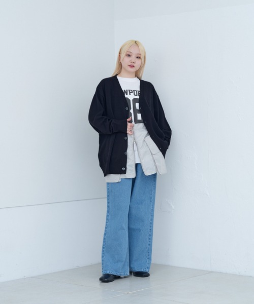 WHIMSIC（ウィムジック）の「【UNISEX】タックワイドデニムパンツ（デニムパンツ・メンズ・チャコールグレー/ブルー・2/1）」の18枚目の写真