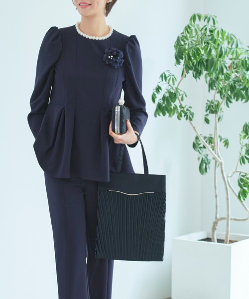 RUIRUE BOUTIQUE(ルイルエブティック)の「プリーツサテンパーティーサブバッグ(エコバッグ/サブバッグ・レディース・ベージュ/グレー/ブラック・FREE)」の14枚目の写真