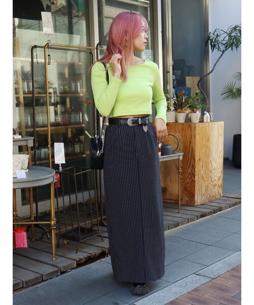 EVRIS（エヴリス）の「ストライプロングスカート（スカート・レディース・ブラック/グレー・MEDIUM/SMALL）」の17枚目の写真