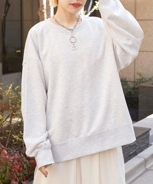 w closet（ダブルクローゼット）の「ラインストーントレーナー