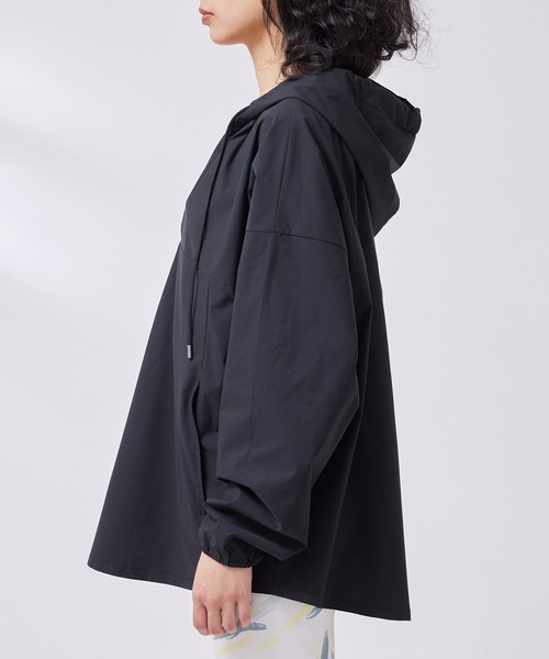 NERGY(ナージー)の「【水陸両用&吸水速乾&UV】ラッシュガードフーディ(パーカー・レディース・ブラック/キナリ/グリーン系その他3・FREE)」の19枚目の写真