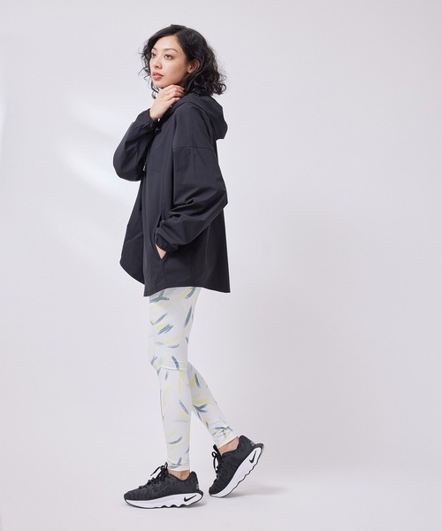 NERGY(ナージー)の「【水陸両用&吸水速乾&UV】ラッシュガードフーディ(パーカー・レディース・ブラック/キナリ/グリーン系その他3・FREE)」の5枚目の写真