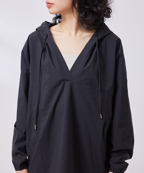 NERGY(ナージー)の「【水陸両用&吸水速乾&UV】ラッシュガードフーディ(パーカー・レディース・ブラック/キナリ/グリーン系その他3・FREE)」の16枚目の写真