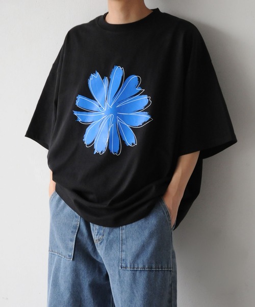 NILWAY（ニルウェイ）の「グラフィックプリントオーバーサイズ 半袖 Tシャツ/ アソート グラフィック オーバーサイズTシャツ（Tシャツ/カットソー・メンズ・ホワイト系3/ブラック系2/ネイビー系/ネイビー系2/ホワイト系/ホワイト系1/ホワイト系2/ブラック/ネイビー系3/ブラック系/ネイビー/ホワイト/ブラック系1/ブラック系3/ネイビー系1・MEDIUM/LARGE）」の10枚目の写真