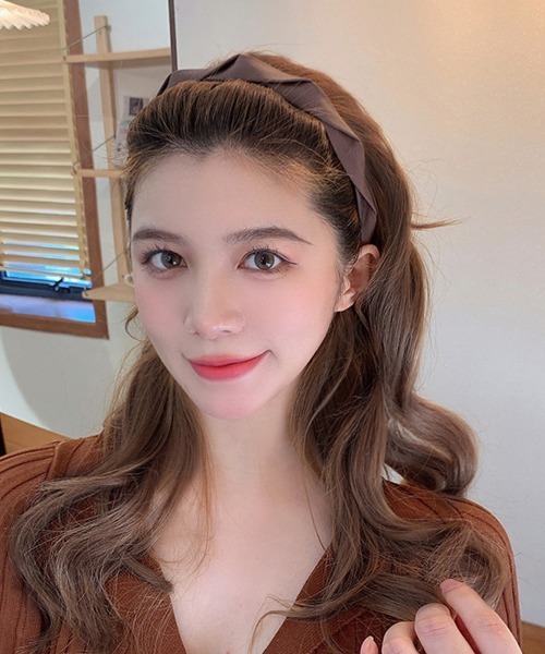 Miniministore（ミニミニストア）の「カチューシャ ツイスト ヘアアクセサリー（カチューシャ・レディース・ベージュ/ブラウン/ダークブラウン/ブラック/オレンジ・FREE）」の15枚目の写真