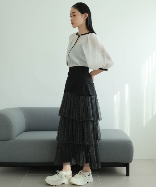 LADYMADE(レディメイド)の「バイカラーボリュームシアーブラウス(シャツ/ブラウス・レディース・ホワイト/ブラック・FREE)」の9枚目の写真