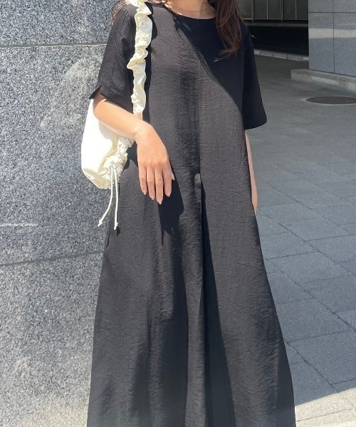 y/m(イム)の「リネンタッチフロントタックマキシワンピース(ワンピース・レディース・ベージュ/アイボリー/ブラック・FREE)」の8枚目の写真