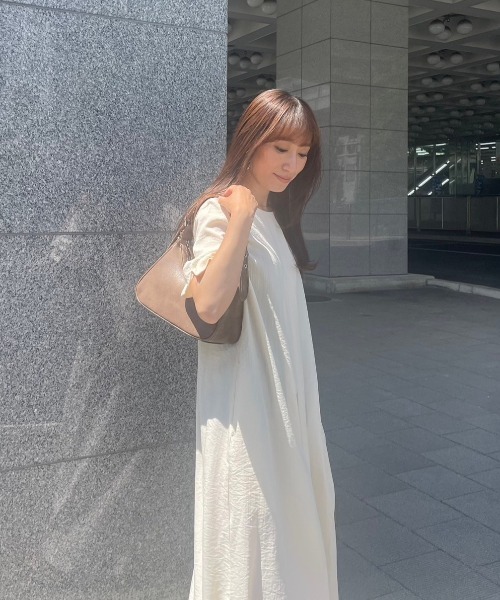 y/m(イム)の「リネンタッチフロントタックマキシワンピース(ワンピース・レディース・ベージュ/アイボリー/ブラック・FREE)」の20枚目の写真