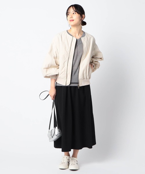 Grand PARK（グランドパーク）の「ライン入りVネックサマーニット（ニット/セーター・レディース・ブルー/グレー/レッド系/ライトベージュ・FREE）」の5枚目の写真