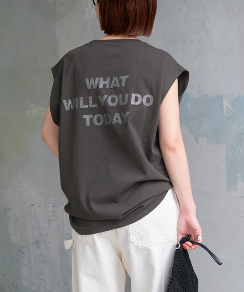 Spick & Span（スピックアンドスパン）の「ラメ ロゴ プリントフレンチT（Tシャツ/カットソー・レディース・チャコールグレー/ホワイト・FREE）」の2枚目の写真