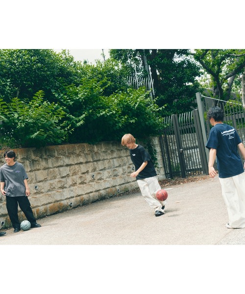 LIBERE（リベーレ）の「LIBERE リベーレ / REBEL FUTURE LOGO TEE リベーレレブル ロゴプリントビッグシルエットTシャツ / 244205-244206（Tシャツ/カットソー・メンズ・チャコール/ブラック・LARGE/MEDIUM/SMALL）」の3枚目の写真
