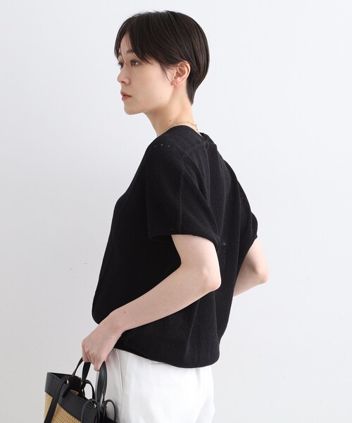 INDIVI（インディヴィ）の「◆【洗える／サマーニット】無縫製ペーパーヤーンアシメ編地ニット（ニット/セーター・レディース・ブルー/ブラック/ホワイト/ライトグレー/マスタード・05/13/15 /19/38/34）」の15枚目の写真