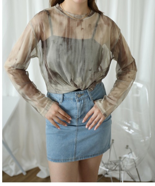 HOOK(フック)の「【HOOK】for girls 抽象総柄プリントメッシュモックネック長袖トップス (SS)(Tシャツ/カットソー・レディース・ベージュ/ネイビー・FREE)」の4枚目の写真