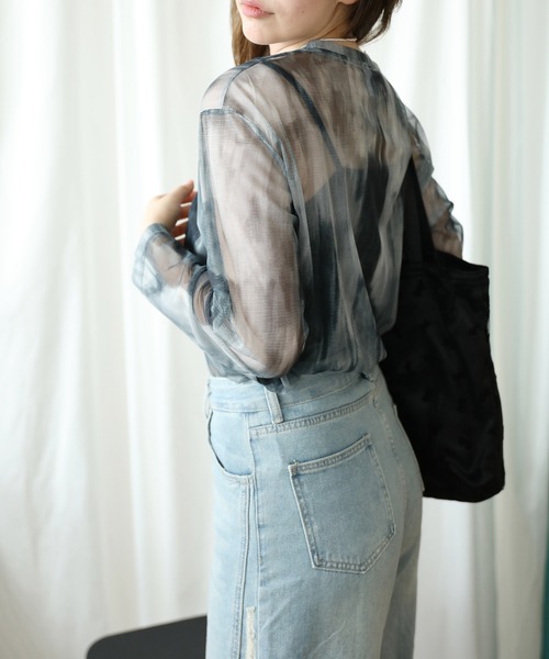 HOOK(フック)の「【HOOK】for girls 抽象総柄プリントメッシュモックネック長袖トップス (SS)(Tシャツ/カットソー・レディース・ベージュ/ネイビー・FREE)」の16枚目の写真