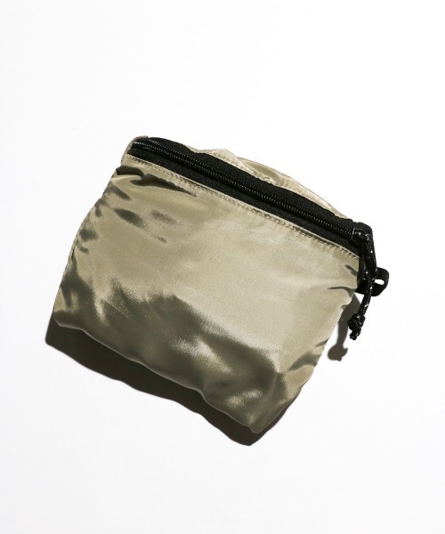 PENNEYS(ぺニーズ)の「PENNEY'S / ペニーズ THE FOX PACKABLE DAY PACK ワンポイント ライトウェイト デイパック パッカブル(バックパック/リュック・メンズ・ブラック/グレー/ブルー/ベージュ・FREE)」の14枚目の写真