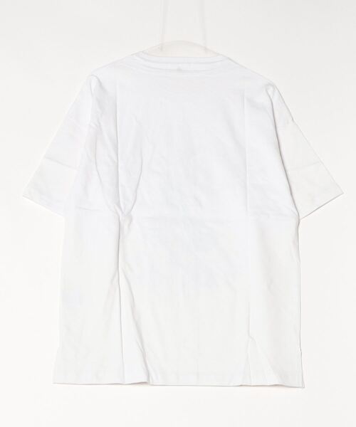 RE730(アールイーセブンサーティー)の「RE730 スケボーに乗ったなみおくん 半袖ビッグシルエットTシャツ(Tシャツ/カットソー・メンズ・ブラック/オフホワイト・LARGE/MEDIUM/X-LARGE)」の3枚目の写真