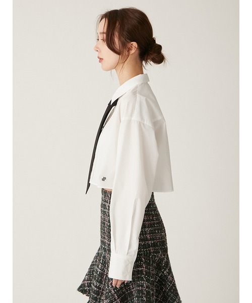 【LilyBrown/リリーブラウン】タイ付きクロップドシャツ【完売品】 LilyBrown/リリーブラウン】タイ付きクロップドシャツ【完売品