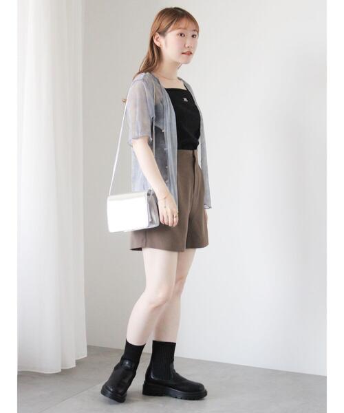 ehka sopo（エヘカソポ）の「ラメシアーVネックカーディガン（カーディガン/ボレロ・レディース・ブラック/キナリ/ピンク/ブルー・F）」の12枚目の写真