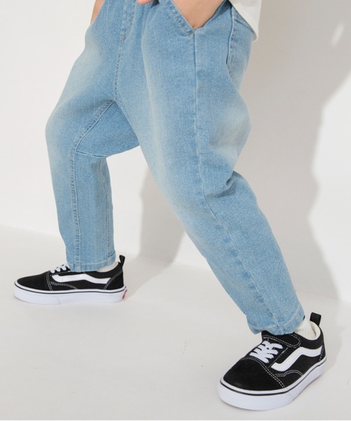 BRANSHES（ブランシェス）の「ガーデナーテーパードデニムパンツ（デニムパンツ・キッズ・ネイビー/カラフル/ブルー/グレー・80/90/100/160/110/140/120/130/150）」の17枚目の写真