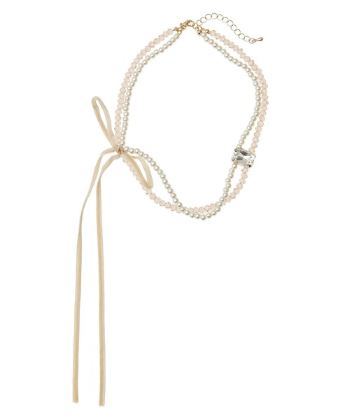 earth music&ecology（アースミュージックアンドエコロジー）の「ベロアリボン×パールネックレス（ネックレス・レディース・グレー/ベージュ・FREE）」の6枚目の写真