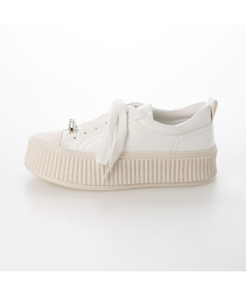 noyau（ノヤウ）の「ビジュー付き厚底レースアップスニーカー（スニーカー・レディース・シルバー/ブラック/ホワイト・S/M/L/LL）」の4枚目の写真