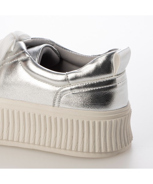 noyau（ノヤウ）の「ビジュー付き厚底レースアップスニーカー（スニーカー・レディース・シルバー/ブラック/ホワイト・S/M/L/LL）」の13枚目の写真