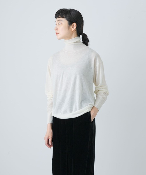 かぐれ（カグレ）の「ウールハイゲージタートルニット（ニット/セーター・レディース・ライトブルー/ブラック/オフホワイト・FREE）」の7枚目の写真