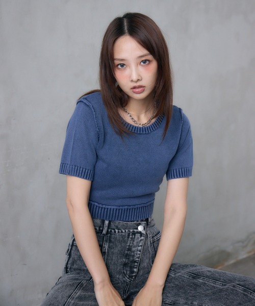 ENVYM（アンビー）の「ピグメントハーフスリーブニット（ニット/セーター・レディース・ネイビー/ブラック/ブラウン・FREE）」の8枚目の写真