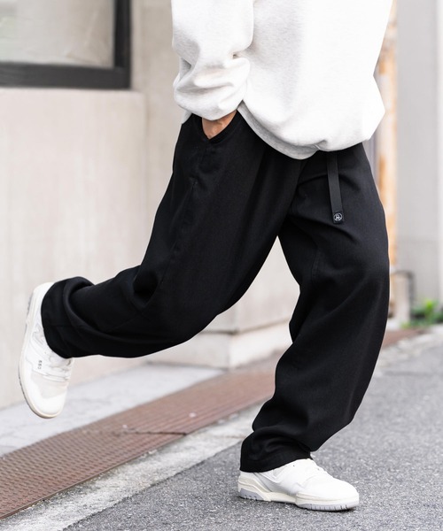 Rocky Monroe（ロッキーモンロー）の「ツイル/デニムクライミングワイドパンツ（デニムパンツ・メンズ・ベージュ/ブラック系/インディゴブルー/ブラック/カーキ/ブルー/オフホワイト・M/L/XL）」の15枚目の写真