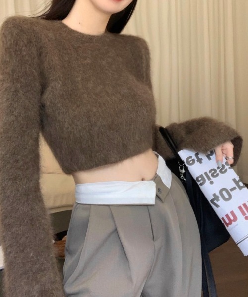 LADY LIKE(レディライク)の「クロップド丈ベルスリーブシャギーニット(ニット/セーター・レディース・モカ/ライトグレー・M)」の17枚目の写真