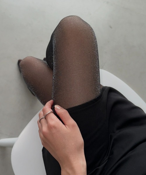 CLEA（クレア）の「シルバーラメ入りストッキング（タイツ/ストッキング・レディース・ブラック・FREE）」の6枚目の写真