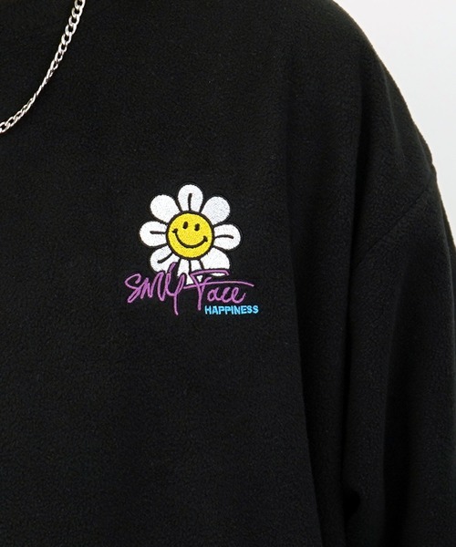 SMILEY FACE(スマイリーフェイス)の「【GROOVY STORE】SMILEYFACE オーバーサイズフリーストレーナー(スウェット・メンズ・アイボリー/ブラック/グレイッシュベージュ/ラベンダー・M/L/LL)」の18枚目の写真