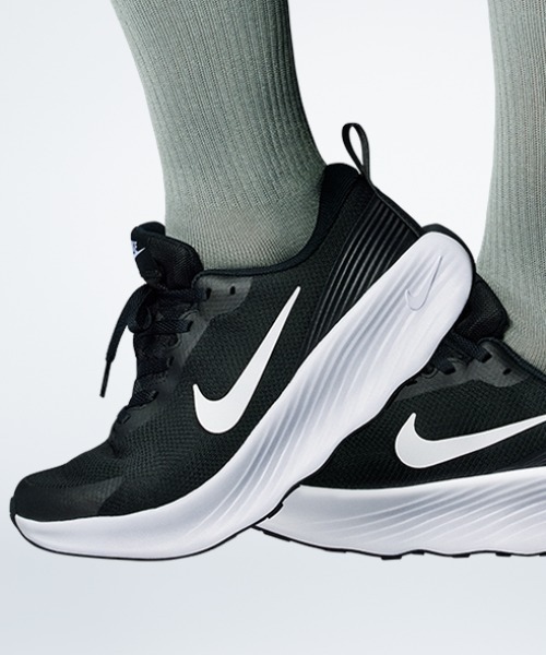 NIKE ナイキ PROMINA プロミナ MFV5285 002BLK/WHT（スニーカー