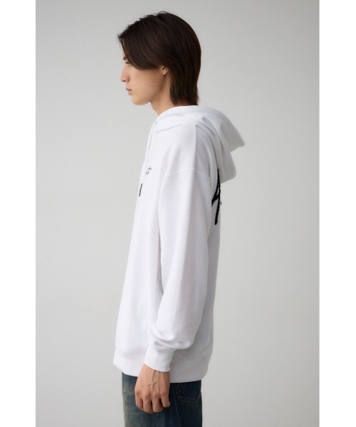 AZUL by moussy(アズールバイマウジー)の「相良刺繍スウェットパーカー(パーカー・メンズ・ホワイト/ブラック/レッド・FREE)」の8枚目の写真