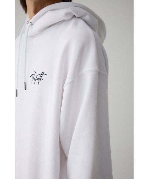 AZUL by moussy(アズールバイマウジー)の「相良刺繍スウェットパーカー(パーカー・メンズ・ホワイト/ブラック/レッド・FREE)」の12枚目の写真