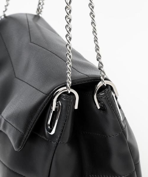 HARE（ハレ）の「カラビナフラップBAG(HARE)（ショルダーバッグ
