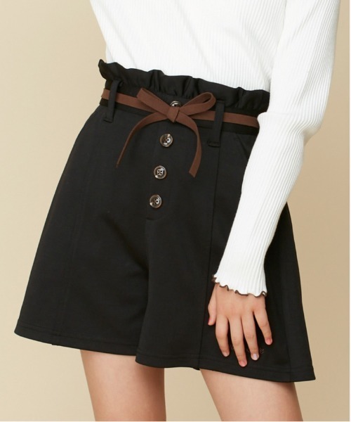JENNI love（ジェニィラブ）の「【ベルト取り外し・ウエスト調整可】細リボンベルト付きキュロット（その他パンツ・キッズ・ベージュ/サックスブルー/ブラック・130cm/140cm/150cm/160cm）」の2枚目の写真